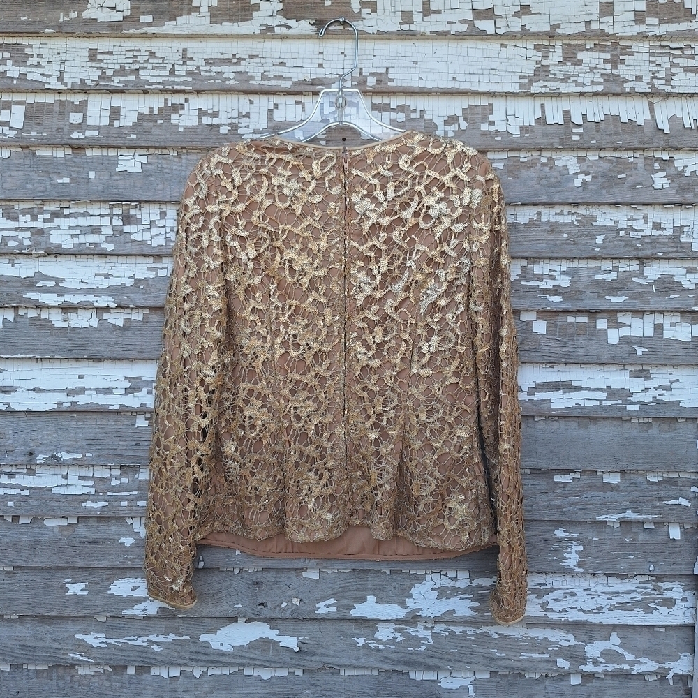 🌟 CARMEN MARC VALVO Gold Metallic Open Weave sequin Blouse - Picture 3 of 7